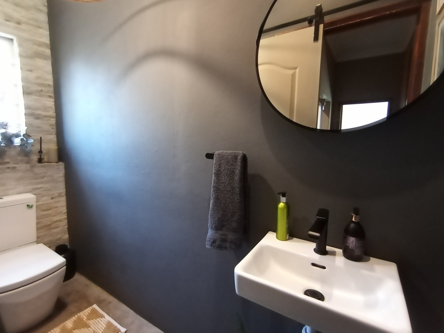4 Bedroom Property for Sale in Parys Free State